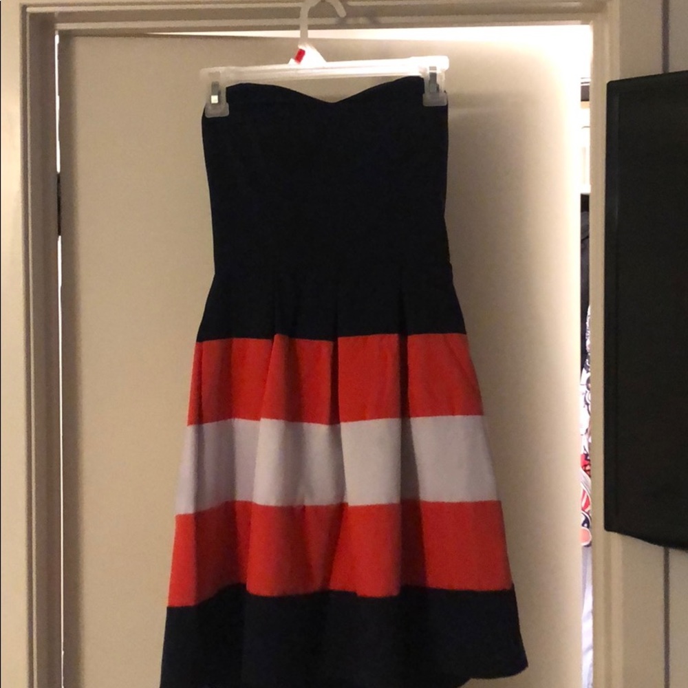 Strapless dress